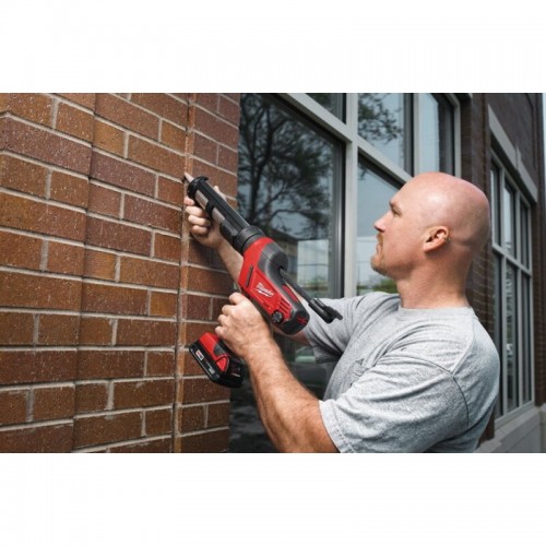 Пистолет для герметика аккумуляторный MILWAUKEE C18 PCG/310C-201B (310мл) (ЗУ+1акк.Х2Ач+сумка)