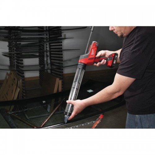 Пистолет для герметика аккумуляторный MILWAUKEE C18 PCG/600T-201B (600мл) (ЗУ+1акк.Х2Ач+сумка)