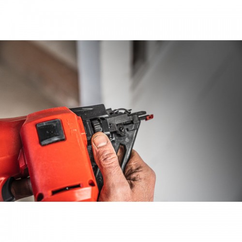 Пистолет гвоздезабивной аккумуляторный бесщёточный MILWAUKEE M18 FN16GA-0, (32-64мм) (каркас)