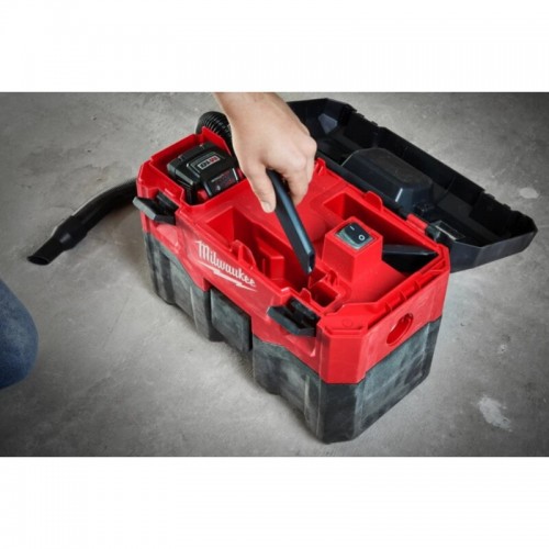 Пылесос аккумуляторный MILWAUKEE M18 VC2-0 (каркас) для воды и сухого мусора