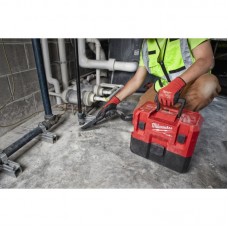 Пылесос аккумуляторный для воды и сухого мусора MILWAUKEE M12 FVCL-0 (каркас)