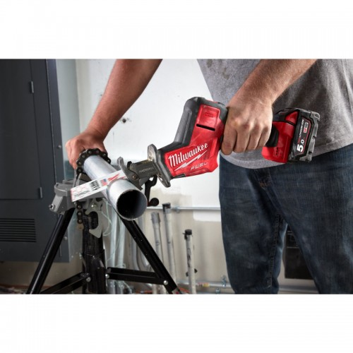 Пила сабельная аккумуляторная бесщеточная MILWAUKEE M18 FHZ-502X (ЗУ+2акк.Х5Ач+HDкейс)