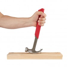 Молоток стальной с закругленным гвоздодером MILWAUKEE, 16 унций/450гр