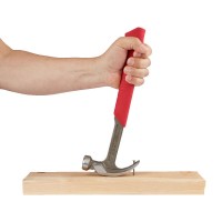 Молоток стальной с закругленным гвоздодером MILWAUKEE, 20 унций/570гр