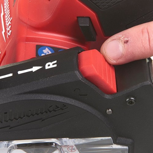Пила дисковая универсальная аккумуляторная бесщёточная MILWAUKEE M12 FCOT-422X, Ø76 (ЗУ+2акк+кейс)
