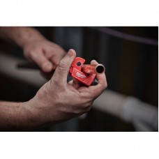 Труборез для медных труб Ø3-28мм Mini MILWAUKEE