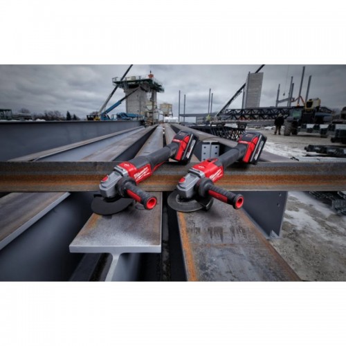Углошлифовальная машина аккумуляторная MILWAUKEE M18 FHSAG125XPDB-0