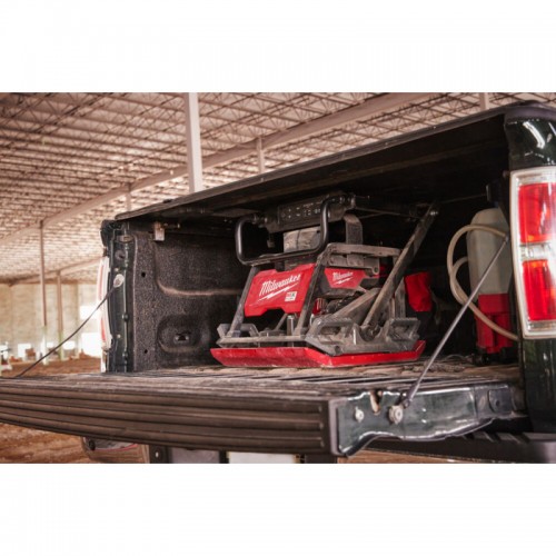 Виброплита аккумуляторная MILWAUKEE MXF PC50-122