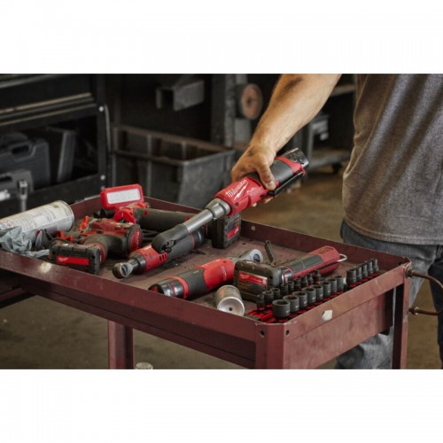 Трещётка аккумуляторная бесщёточная удлинённая MILWAUKEE 3/8\" (47 Нм) M12 2FHIR38LR-0 (каркас)