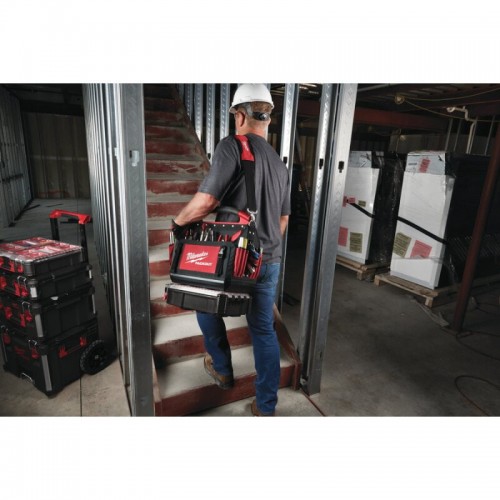 Ящик для инструмента на колесах PACKOUT MILWAUKEE TROLLEY BOX (560x410x650мм)