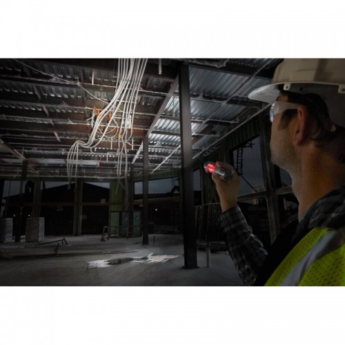 Фонарь светодиодный аккумуляторный (зарядка через USB) MILWAUKEE L4 PWL-301