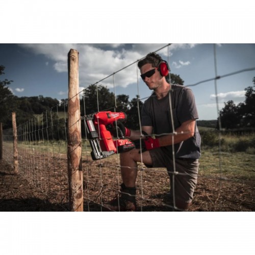 Степлер скобозабивной аккумуляторный бесщёточный MILWAUKEE M18 FFUS-0C