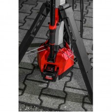 Прожектор светодиодный аккумуляторный напольный MILWAUKEE M18 HOSALC-0 с зарядным устройством