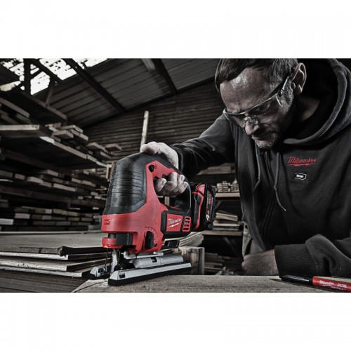 Пила лобзиковая аккумуляторная MILWAUKEE M18 BJS-402C (ЗУ+2акк.Х4Ач+кейс)