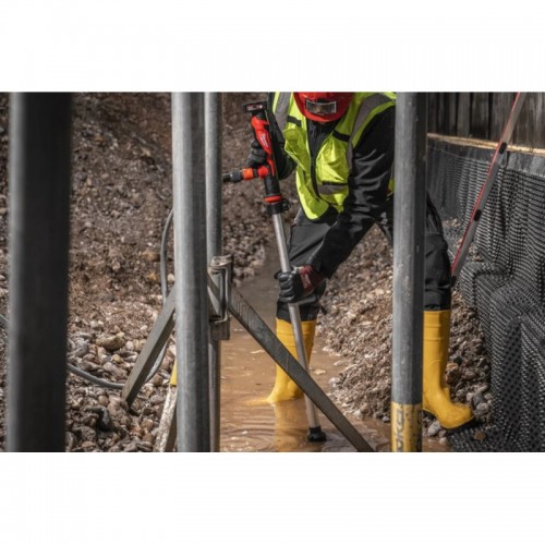 Насос аккумуляторный для перекачки жидкости MILWAUKEE M12 BSWP-601 (ЗУ+1акк.Х6Ач)