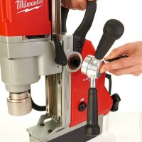 Дриль на магнітній станині з постійним магнітом MILWAUKEE MDP 41 4933451014