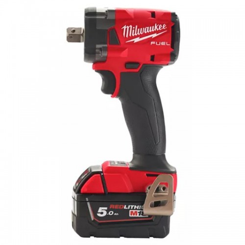 Гайковерт аккумуляторный бесщеточный MILWAUKEE 1/2\" (339 Нм) M18 FIW2P12-502X, с пином (ЗУ+2Х5Ач)