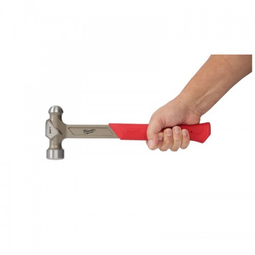 Молоток стальной с круглым бойком MILWAUKEE, 680гр