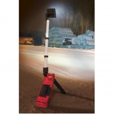 Прожектор светодиодный аккумуляторный напольный MILWAUKEE M18 ONERSAL-0 ONE-KEY