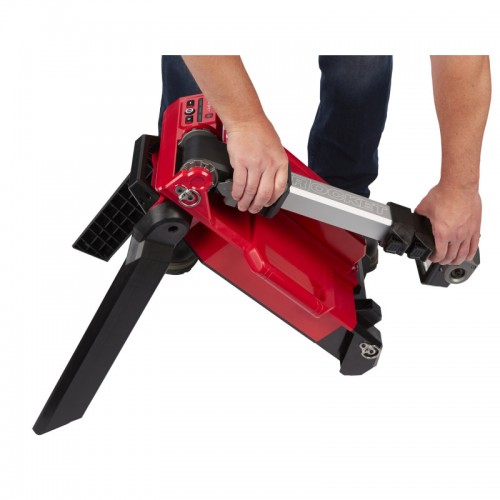 Прожектор світлодіодний акумуляторний MILWAUKEE M18 ONERSAL-0 ONE-KEY