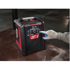 Аккумуляторное радио M18 RC-0 MILWAUKEE 4933446639
