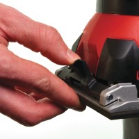 Шліфувальна машина MILWAUKEE SPS 140 4933447015