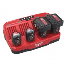 Зарядное устройство MILWAUKEE M12 C4 (для 4х акум. М12)  4932430554