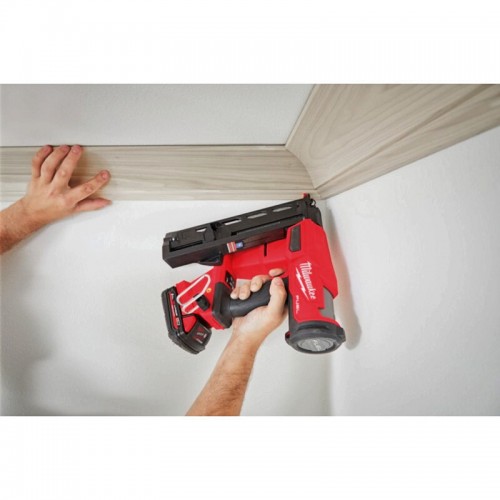 Пистолет гвоздезабивной аккумуляторный бесщёточный MILWAUKEE M18 FN16GA-0X (32-64мм)(каркас, HDкейс)