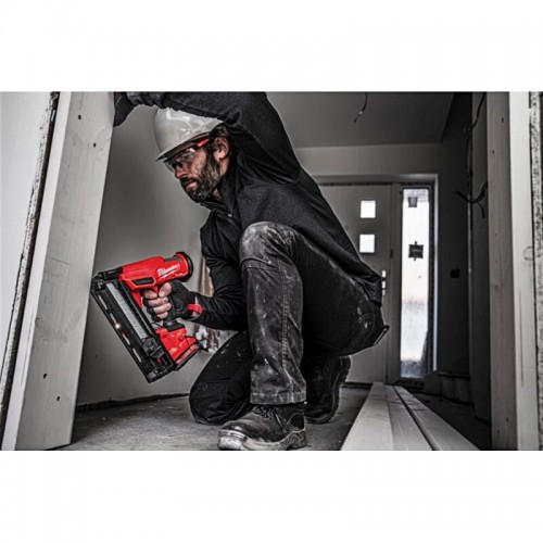 Пистолет гвоздезабивной аккумуляторный бесщёточный MILWAUKEE M18 FN16GA-0X (32-64мм)(каркас, HDкейс)