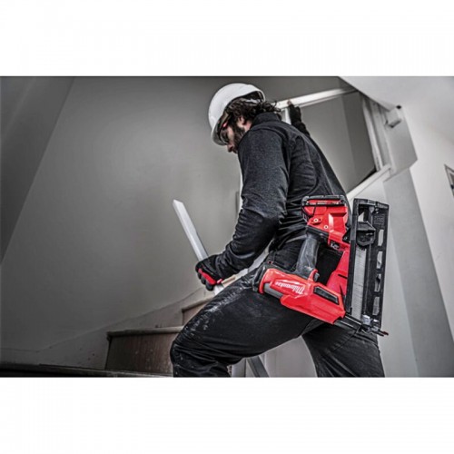 Пистолет гвоздезабивной аккумуляторный бесщёточный MILWAUKEE M18 FN16GA-0X (32-64мм)(каркас, HDкейс)