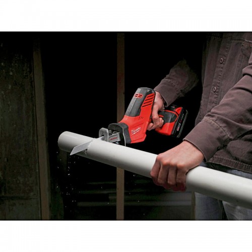 Пила сабельная аккумуляторная MILWAUKEE M18 C18 HZ-0 (каркас)