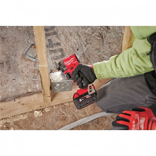 Шуруповерт ударный аккумуляторный бесщёточный MILWAUKEE (226 Нм) M18 FID3-502X (ЗУ+2ак.Х5Ач+HDкейс),