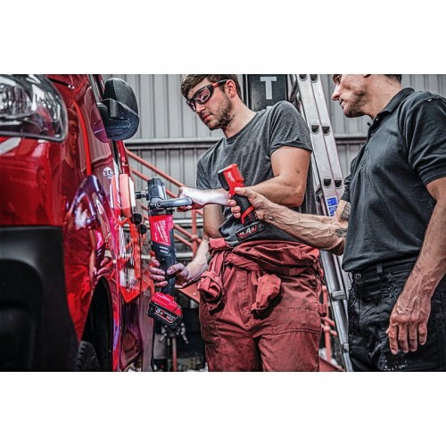 Фонарь светодиодный аккумуляторный для цветоподбора MILWAUKEE M12 CML-401 (ЗУ+1акк.Х4Ач)