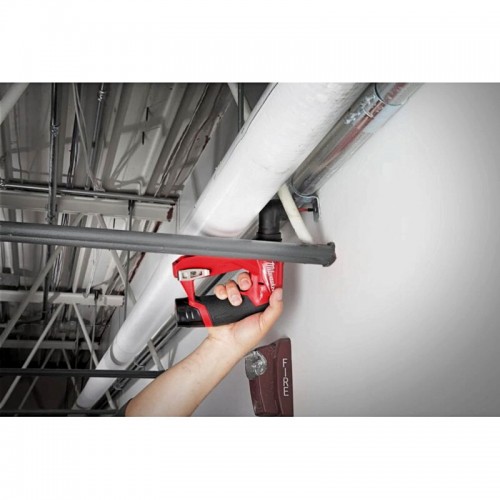 Дрель-шуруповерт аккумуляторная бесщеточная MILWAUKEE M12 FDDXKIT-202X,34Нм (4насадки+ЗУ+2Х2Ач+кейс)