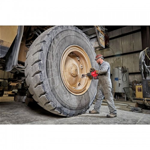 Гайковерт аккумуляторный бесщеточный MILWAUKEE 1'' (2711Нм) M18 ONEFHIWF1D-0C, с кольцом (каркас)