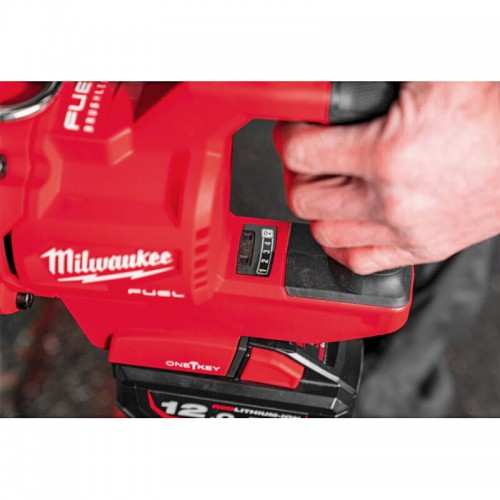 Гайковерт аккумуляторный бесщеточный MILWAUKEE 1'' (2711Нм) M18 ONEFHIWF1DS-0C, с кольцом (каркас)
