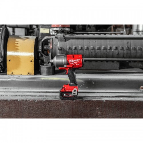 Гайковерт аккумуляторный бесщёточный MILWAUKEE 3/4\" (2034Нм) M18 ONEFHIWF34-0X, с кольцом (каркас)