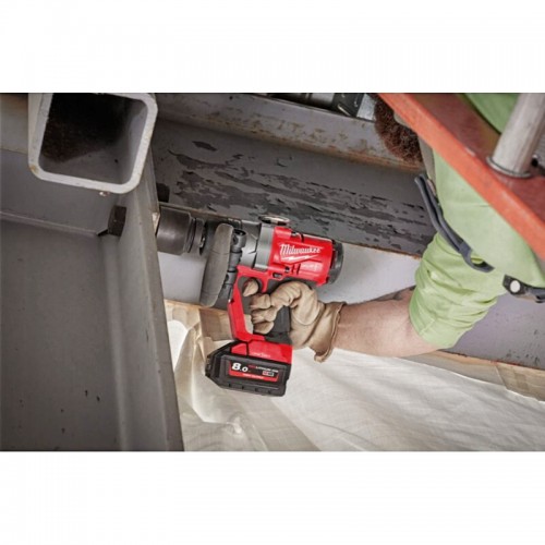 Гайковерт аккумуляторный бесщеточный MILWAUKEE 1'' (2400Нм) M18 ONEFHIWF1-0X, с кольцом (каркас)