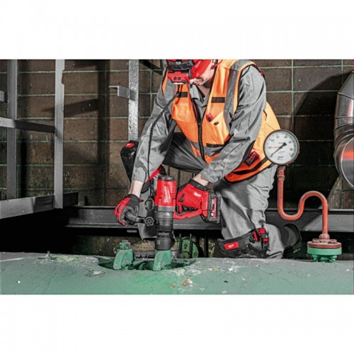 Гайковерт аккумуляторный бесщеточный MILWAUKEE 1'' (2400Нм) M18 ONEFHIWF1-0X, с кольцом (каркас)