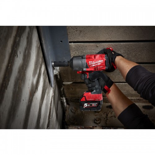 Гайковерт аккумуляторный бесщёточный MILWAUKEE 3/4\" (2034Нм) M18 ONEFHIWF34-0, с кольцом (каркас)