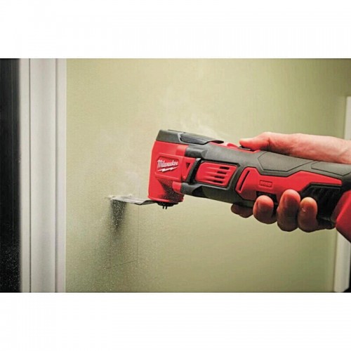 Инструмент многофункциональный аккумуляторный MILWAUKEE M18 BMT-421C (ЗУ+2акк.+кейс)
