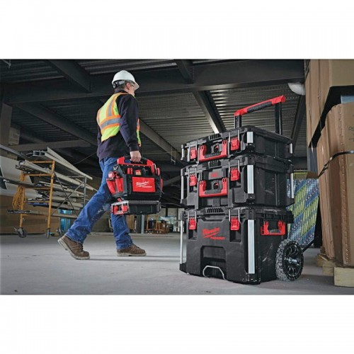 Ящик для инструмента на колесах PACKOUT MILWAUKEE TROLLEY BOX (560x410x650мм)