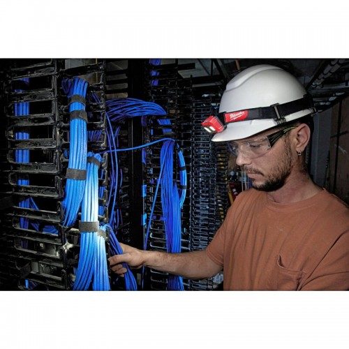 Фонарь светодиодный налобный на батарейках ААА MILWAUKEE HL-SF