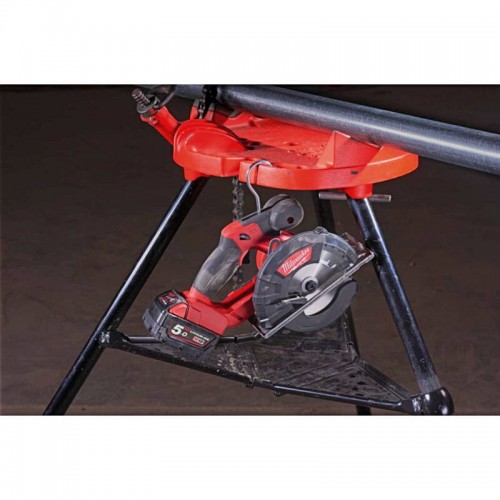 Пила дисковая аккумуляторная бесщеточная по металу MILWAUKEE M18 FMCS-0X Ø150мм (каркас+HDкейс)