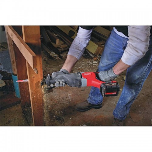 Пила сабельная аккумуляторная MILWAUKEE M18 BSX-0 (каркас)