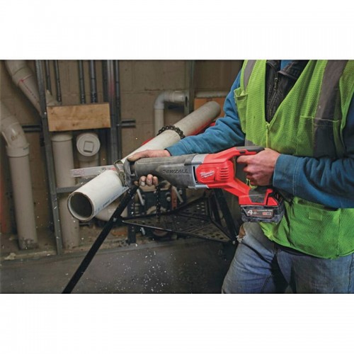 Пила сабельная аккумуляторная MILWAUKEE M18 BSX-0 (каркас)