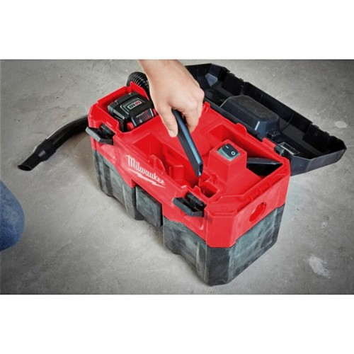 Пылесос аккумуляторный MILWAUKEE M18 VC2-0 (каркас) для воды и сухого мусора