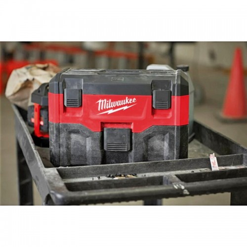 Пылесос аккумуляторный MILWAUKEE M18 VC2-0 (каркас) для воды и сухого мусора