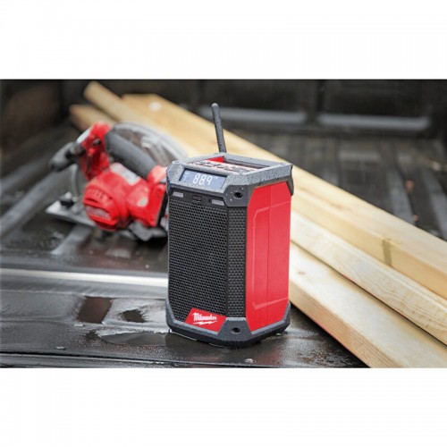 Динамик аккумуляторный DAB+/Зарядное устройство MILWAUKEE M12 RCDAB+