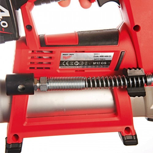 Шприц для смазки MILWAUKEE M12 GG-401B (ЗУ+1акк.Х4Ач+сумка)